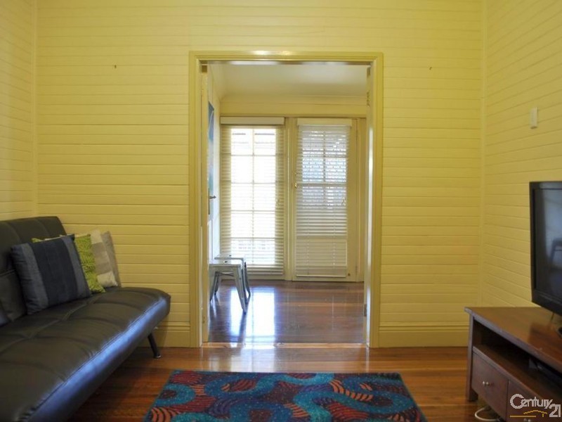 21 Bourke Street, Singleton NSW 2330