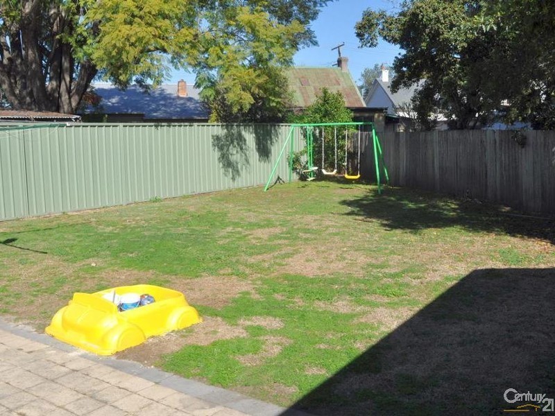 21 Bourke Street, Singleton NSW 2330
