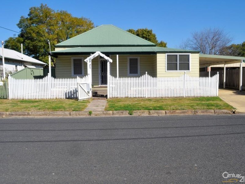 21 Bourke Street, Singleton NSW 2330