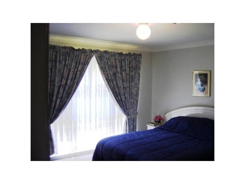 8 Casey Drive, Singleton NSW 2330