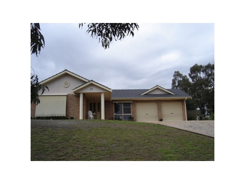 27 Lachlan Avenue, Singleton NSW 2330