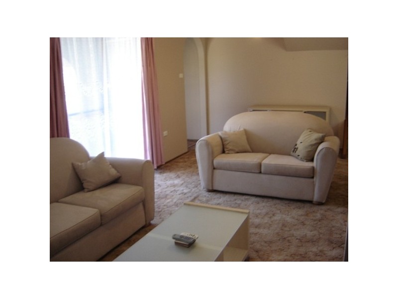 90 Blaxland Avenue, Singleton NSW 2330