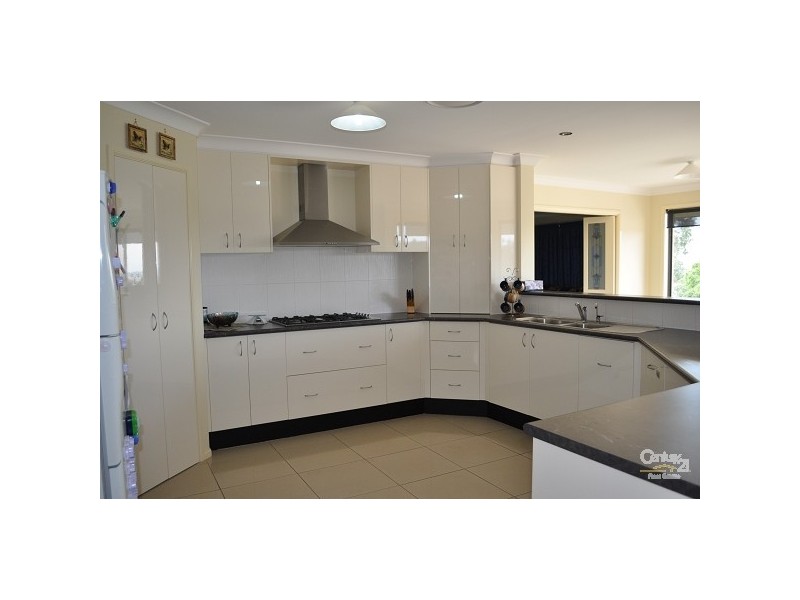 12 Parkview Crescent, Singleton NSW 2330