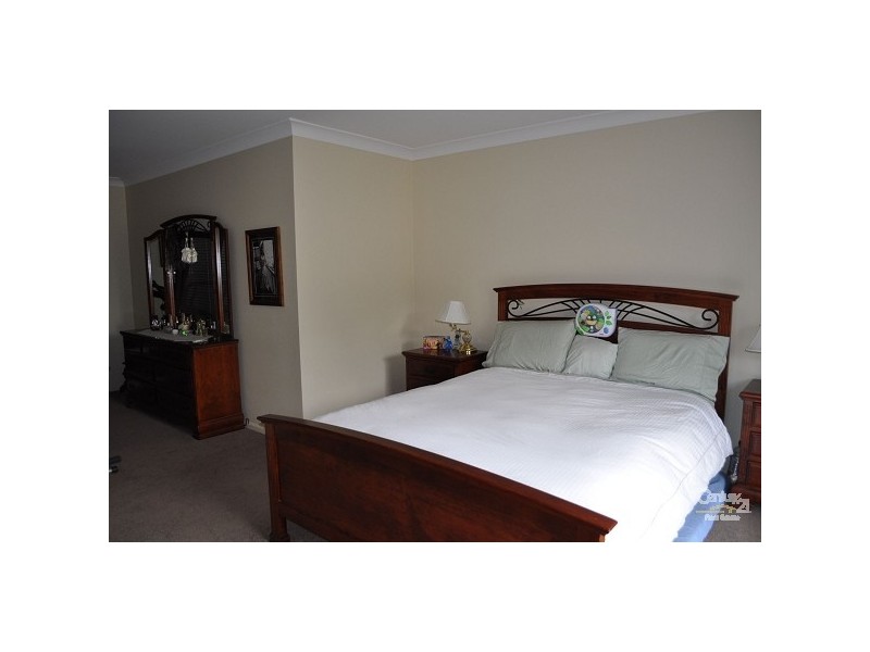 12 Parkview Crescent, Singleton NSW 2330