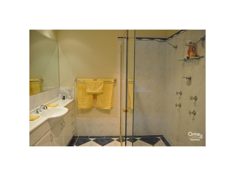 12 Parkview Crescent, Singleton NSW 2330