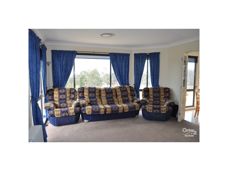 12 Parkview Crescent, Singleton NSW 2330