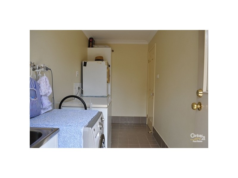 12 Parkview Crescent, Singleton NSW 2330