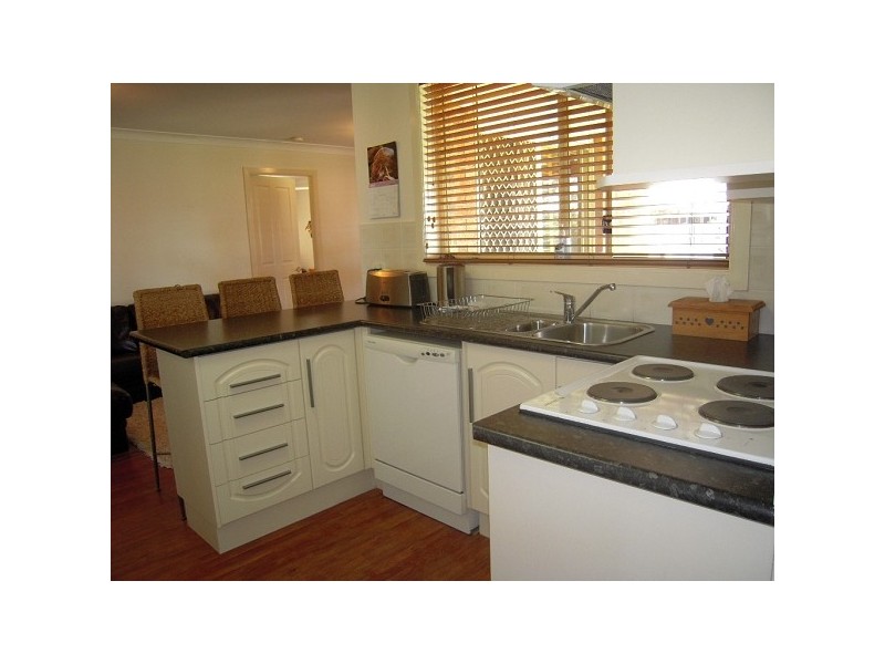 8 Mullaboy Place, Singleton NSW 2330