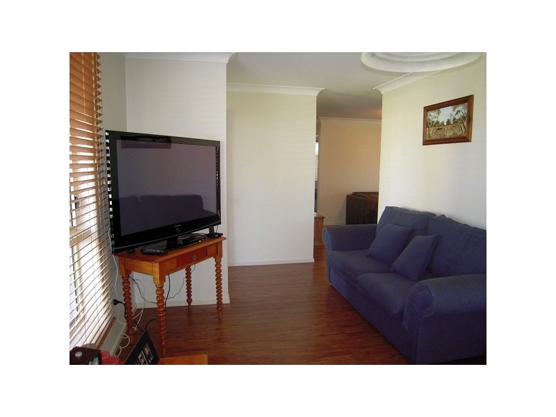 8 Mullaboy Place, Singleton NSW 2330