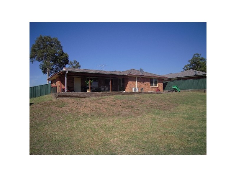 8 Mullaboy Place, Singleton NSW 2330