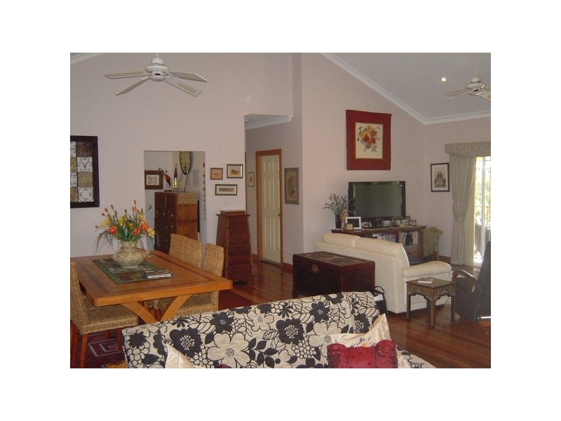 9 Druce Smith Place, Singleton NSW 2330