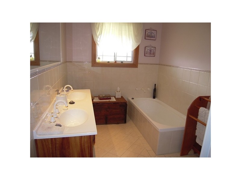 9 Druce Smith Place, Singleton NSW 2330