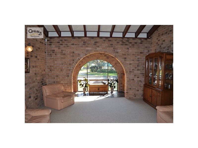 2 Townhead Crescent, Singleton NSW 2330