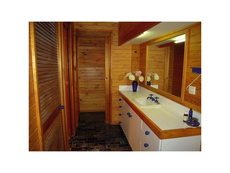 2 Townhead Crescent, Singleton NSW 2330