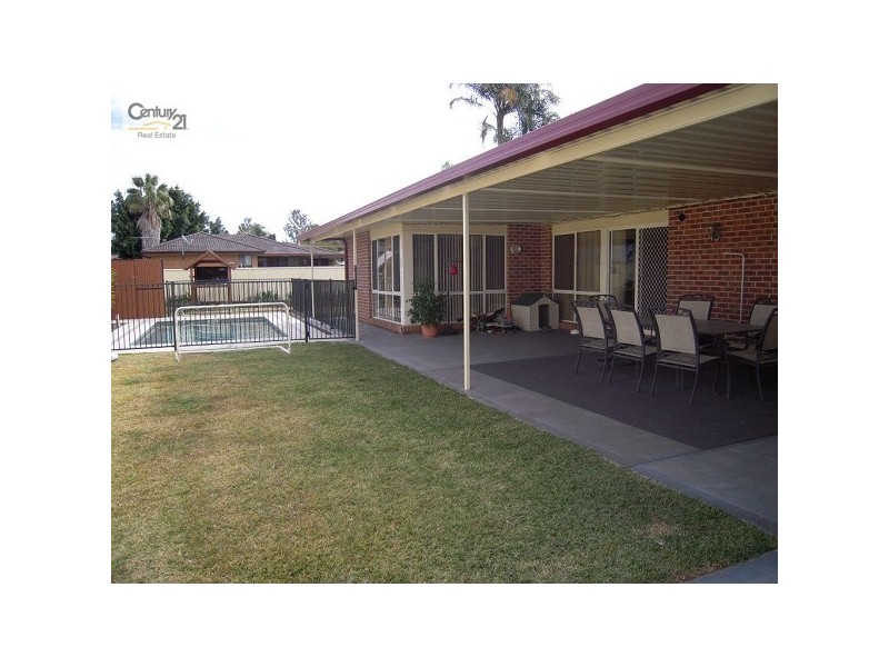 13 Falkiner Crescent, Singleton NSW 2330