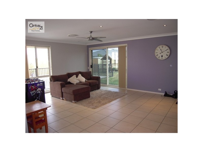 13 Falkiner Crescent, Singleton NSW 2330