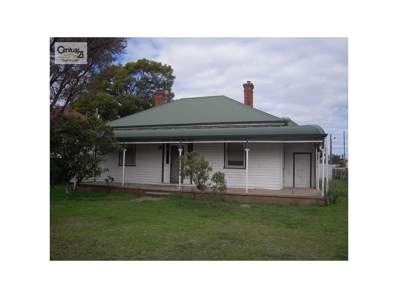 11 Pitt Street, Singleton NSW 2330