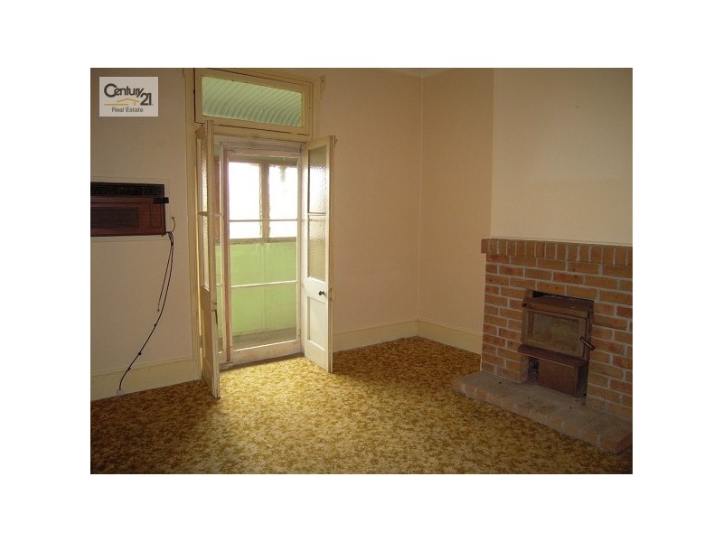 11 Pitt Street, Singleton NSW 2330