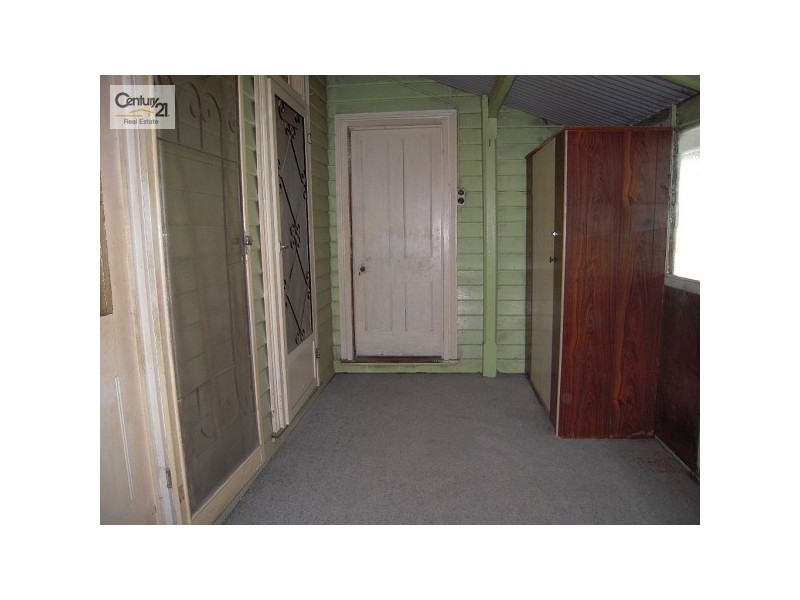 11 Pitt Street, Singleton NSW 2330