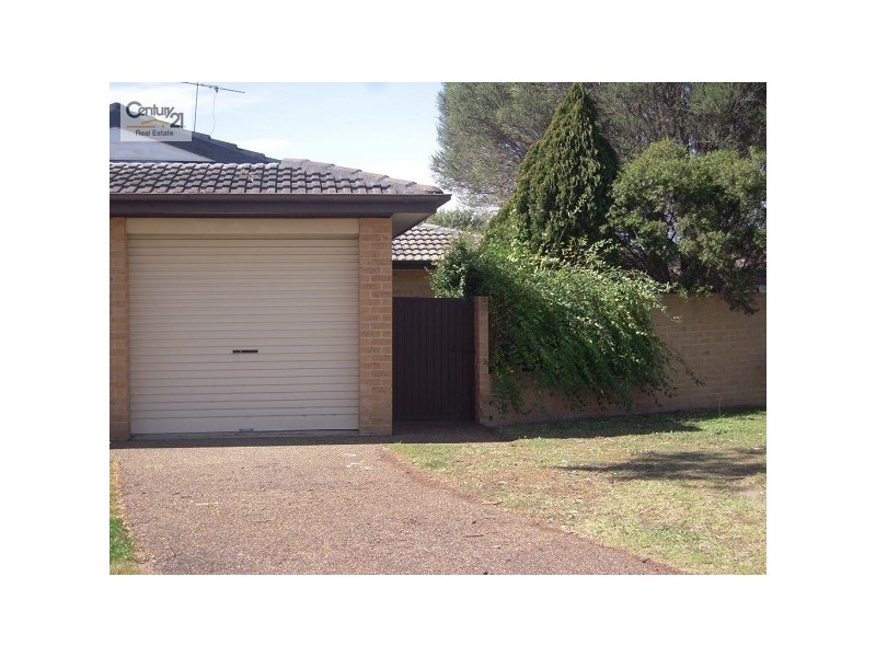 2/5 Elliott Close, Singleton NSW 2330