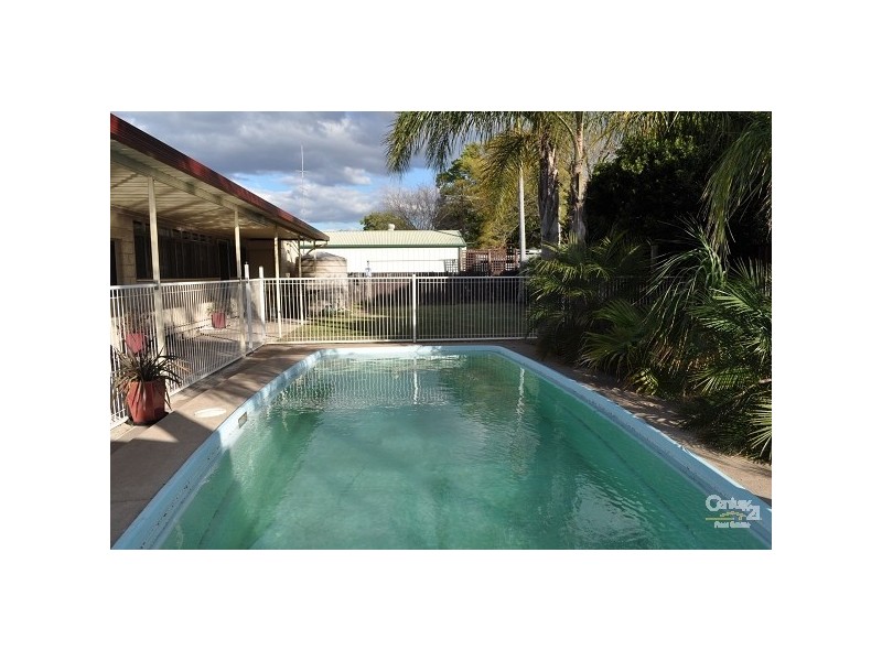 89 George Street, Singleton NSW 2330