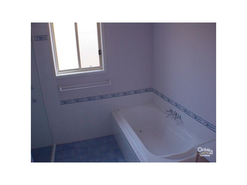 4B James House Close, Singleton NSW 2330