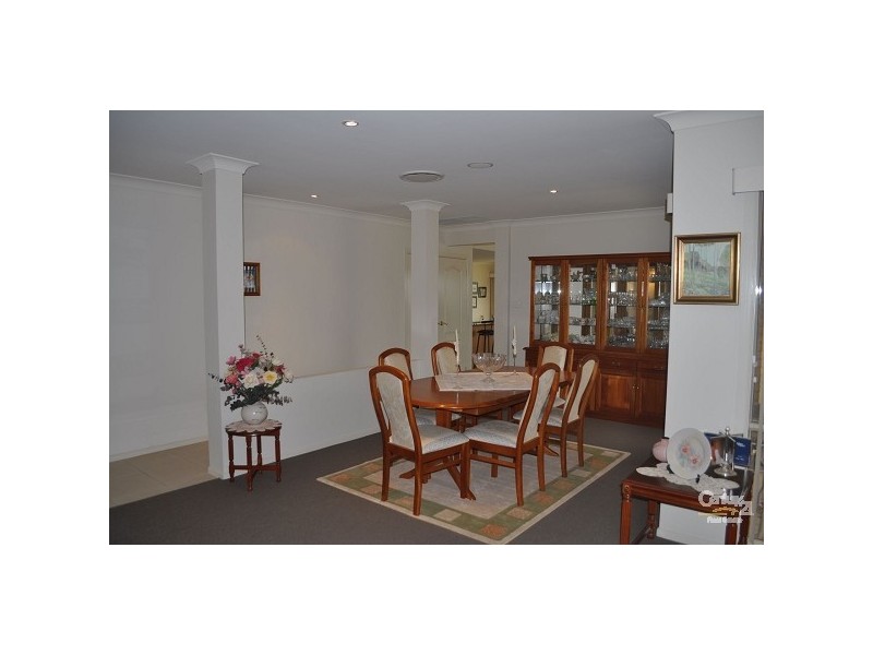 15 North Close, Singleton NSW 2330