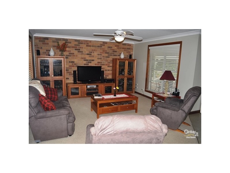 28 Henry Drive, Singleton NSW 2330