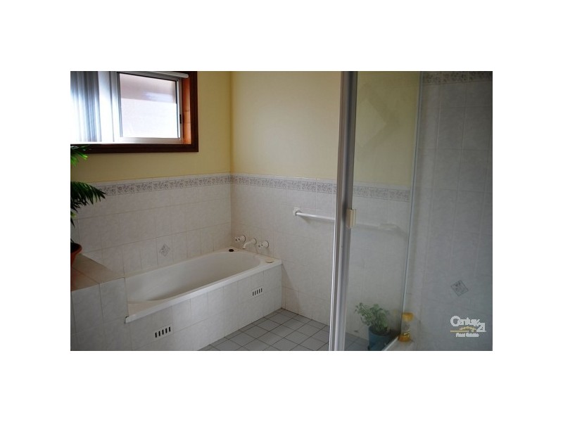 28 Henry Drive, Singleton NSW 2330