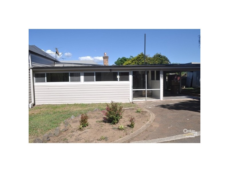 14 Macquarie Street, Singleton NSW 2330