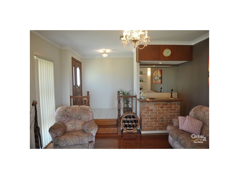 13 Sister Luke Place, Singleton NSW 2330