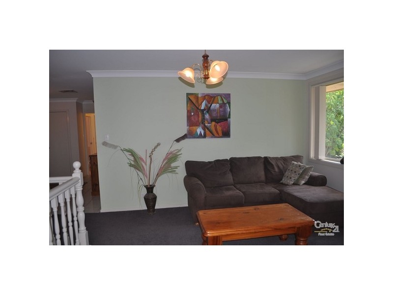 13 Sister Luke Place, Singleton NSW 2330