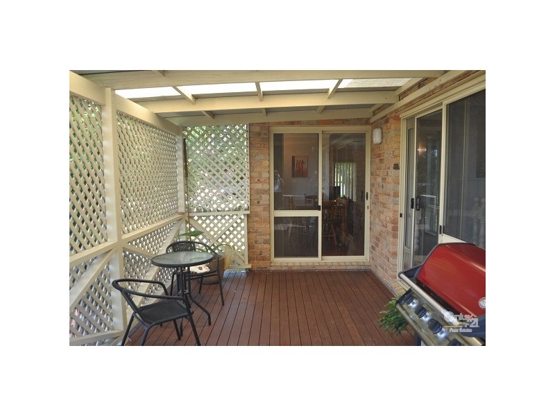 13 Sister Luke Place, Singleton NSW 2330