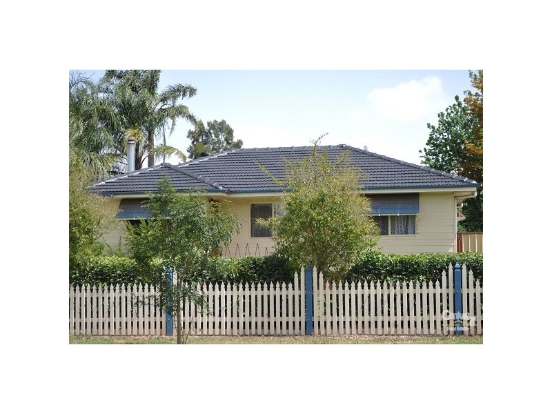 33 Boonal Street, Singleton NSW 2330