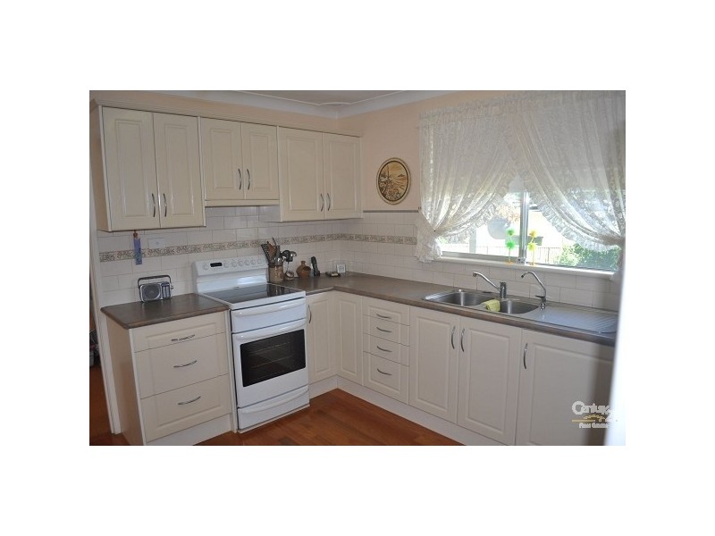 26 Lawson Avenue, Singleton NSW 2330