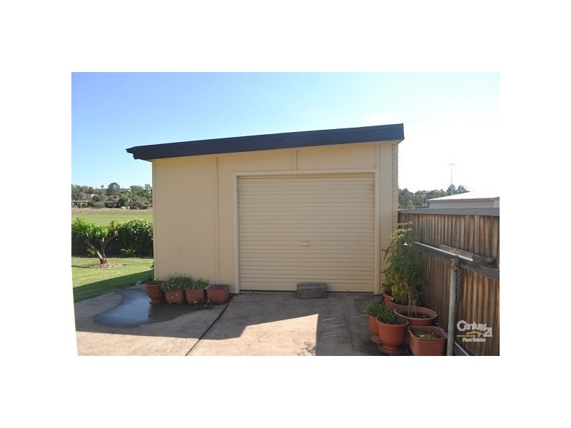 26 Lawson Avenue, Singleton NSW 2330