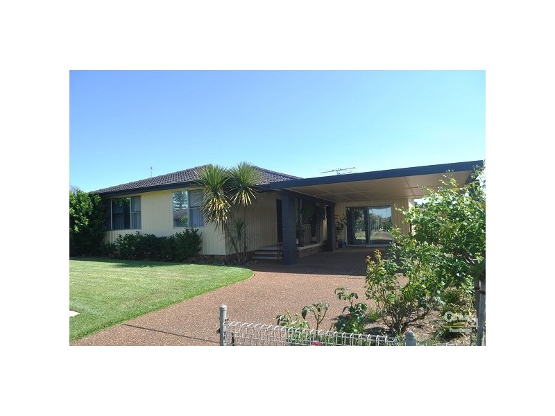 26 Lawson Avenue, Singleton NSW 2330