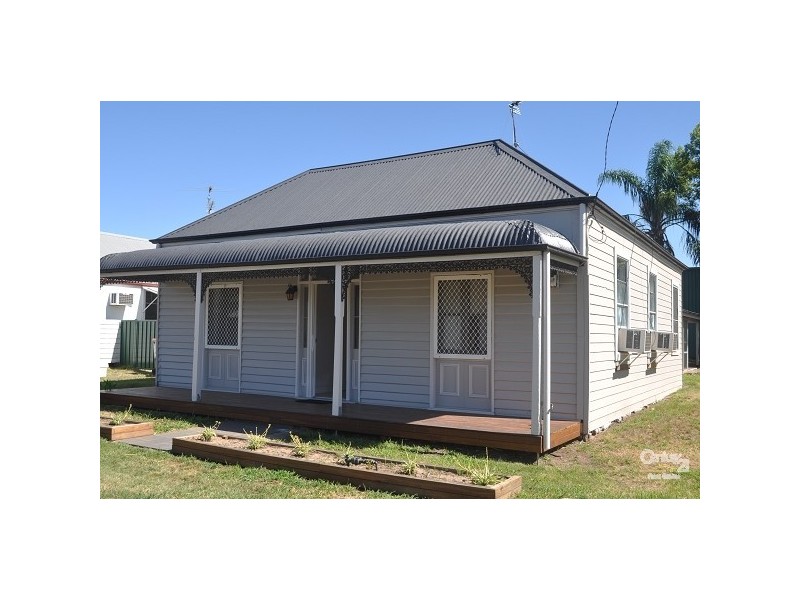 14 Macquarie Street, Singleton NSW 2330