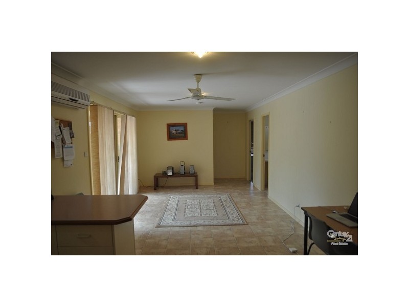 13 Madden Parade, Singleton NSW 2330