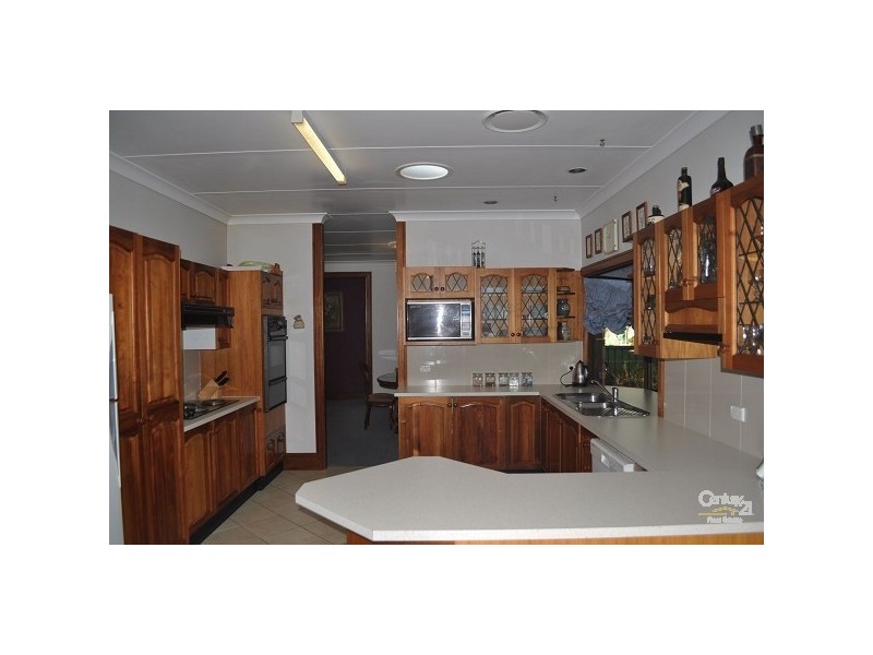 15 The Glade, Singleton NSW 2330