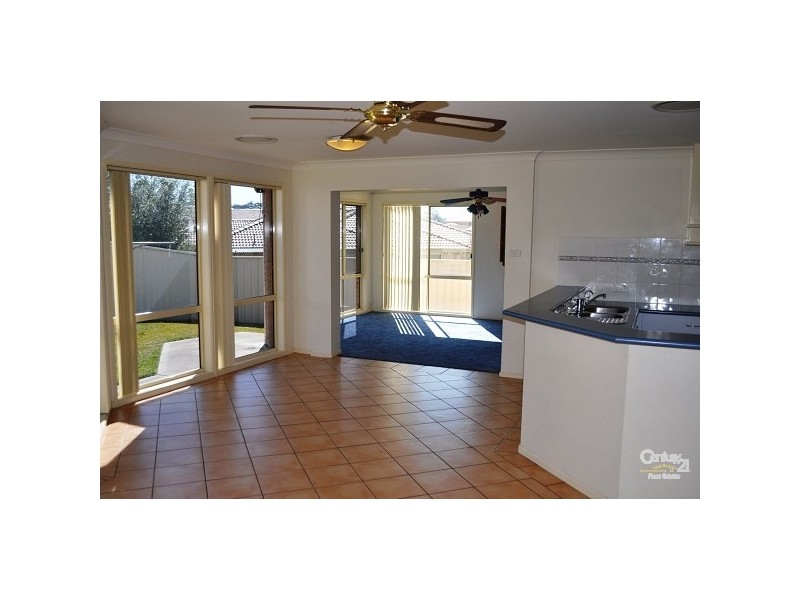 2 Grande Close, Singleton NSW 2330