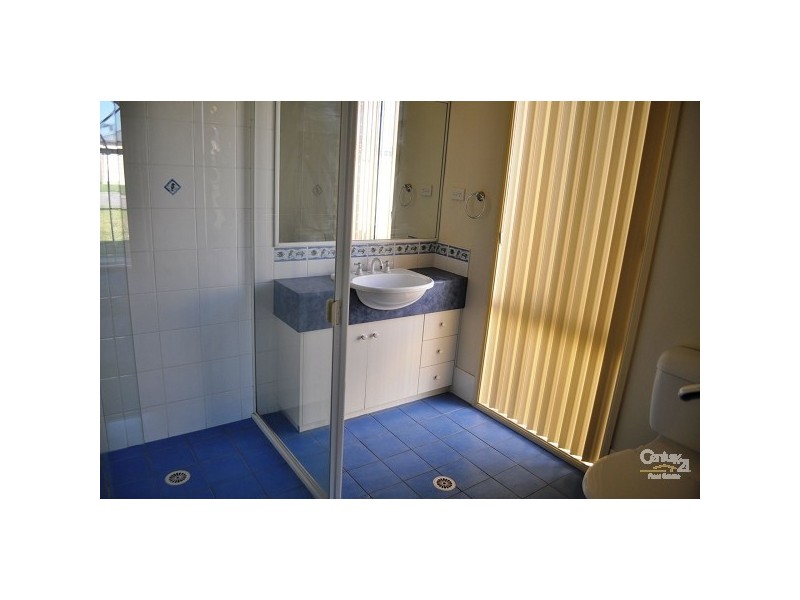 2 Grande Close, Singleton NSW 2330