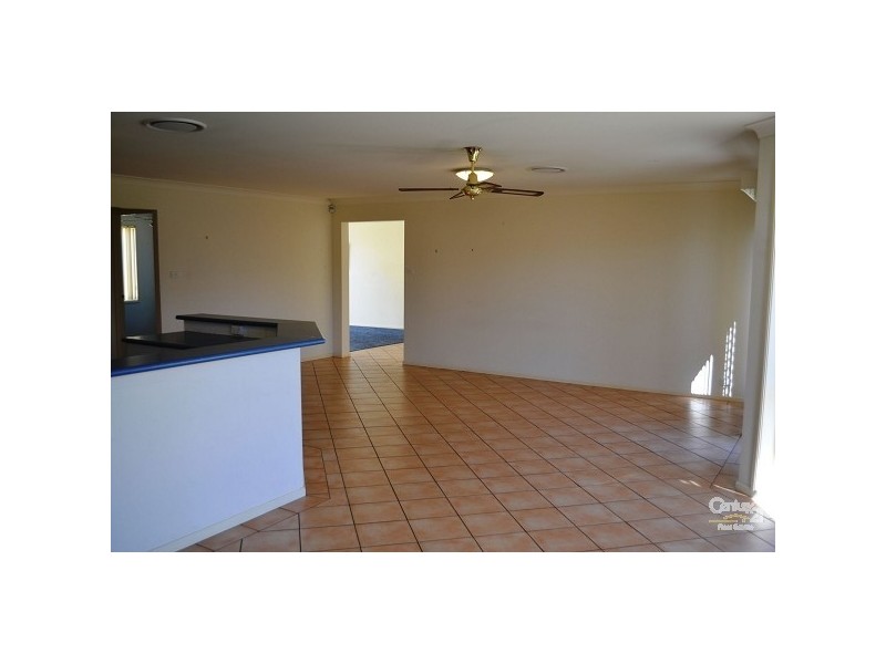 2 Grande Close, Singleton NSW 2330