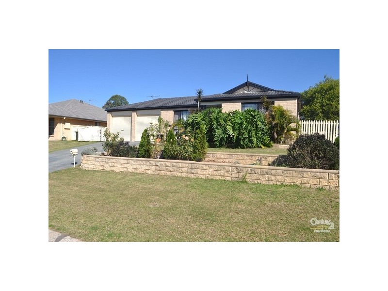 2 The Grove, Singleton NSW 2330