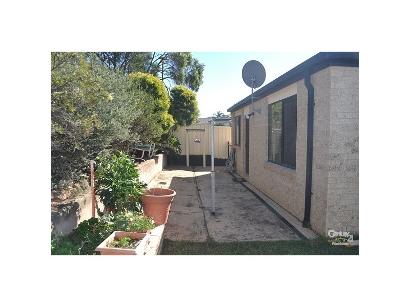 2 The Grove, Singleton NSW 2330