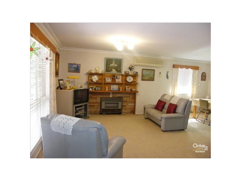 2 Saville Street, Geneva NSW 2474