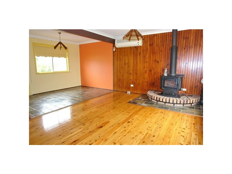 25 Woodland Crescent, Narellan NSW 2567