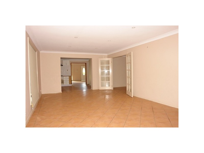 16 Peacock Way, Currans Hill NSW 2567