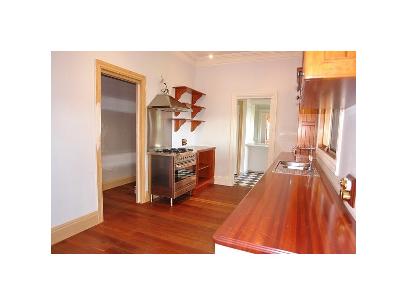 869a Montpelier Drive, The Oaks NSW 2570