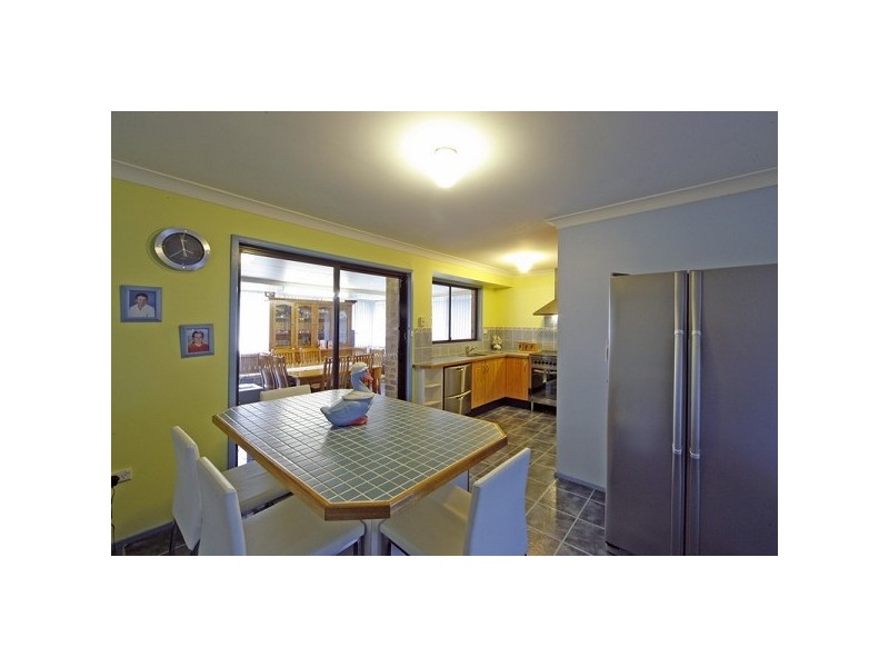 2 Nott Place, Mount Annan NSW 2567